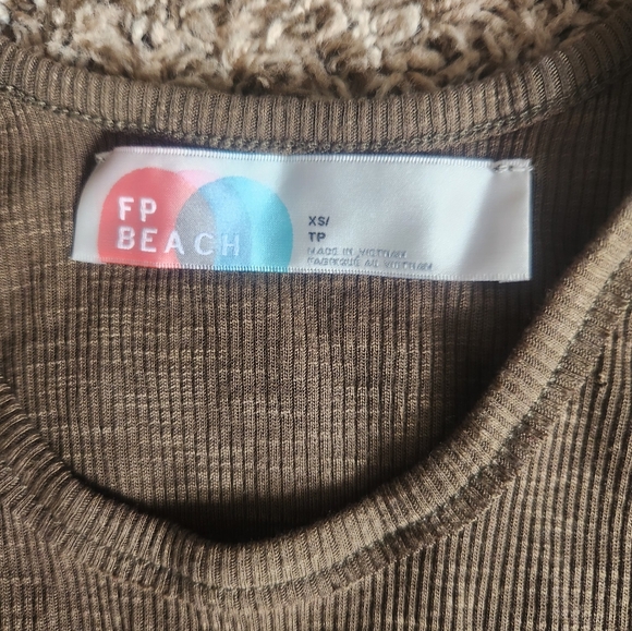 Sleeveless Khaki Dress - Picture 2 of 2